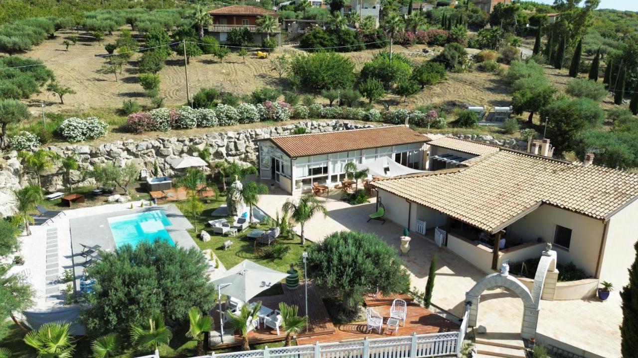 La Corte Di Afea Agrigento Esterno foto